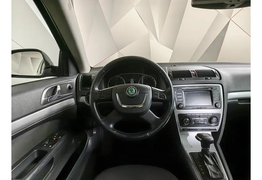 Skoda Octavia 1.4 TSI DSG (122 л.с.) Черный в АВИЛОН. Слайд №18