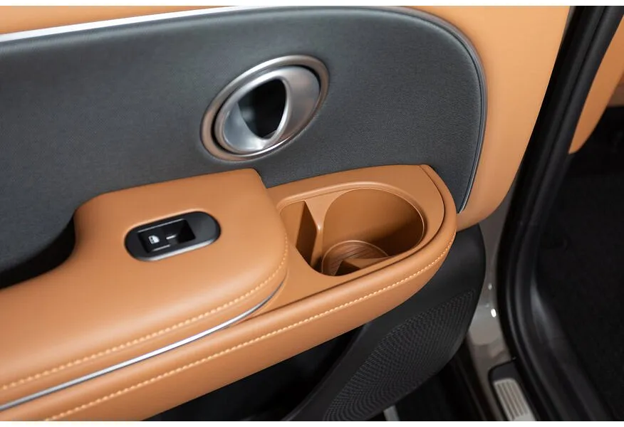 Hyundai Palisade 2.5T Smartstream 8АТ 4WD (249 л.с.) Calligraphy Коричневый в АВИЛОН. Слайд №22