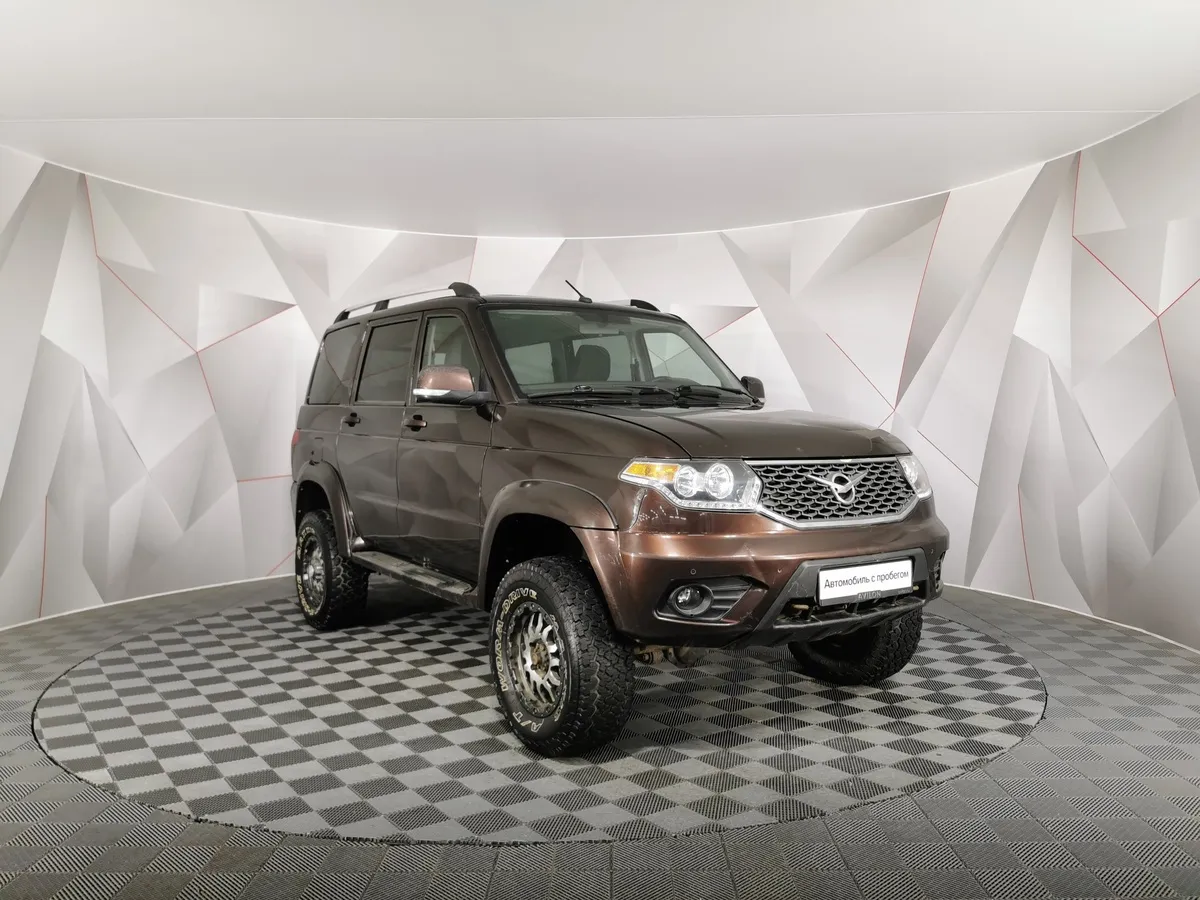 УАЗ Patriot 2.7 MT (135 л.с.) Коричневый в АВИЛОН. Слайд №3