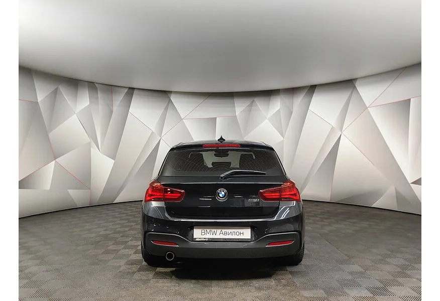 BMW 1 серия 116i AT (136 л.с.) Черный в АВИЛОН. Слайд №4