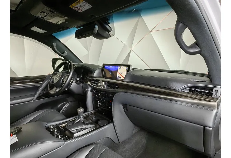 LIVE. Слайд №9