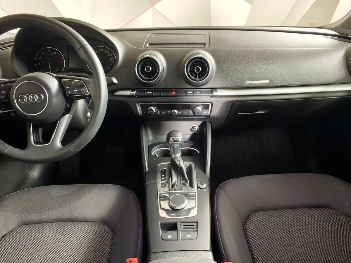 Audi A3 1.4 TFSI AT (150 л.с.) Красный в АВИЛОН. Слайд №15