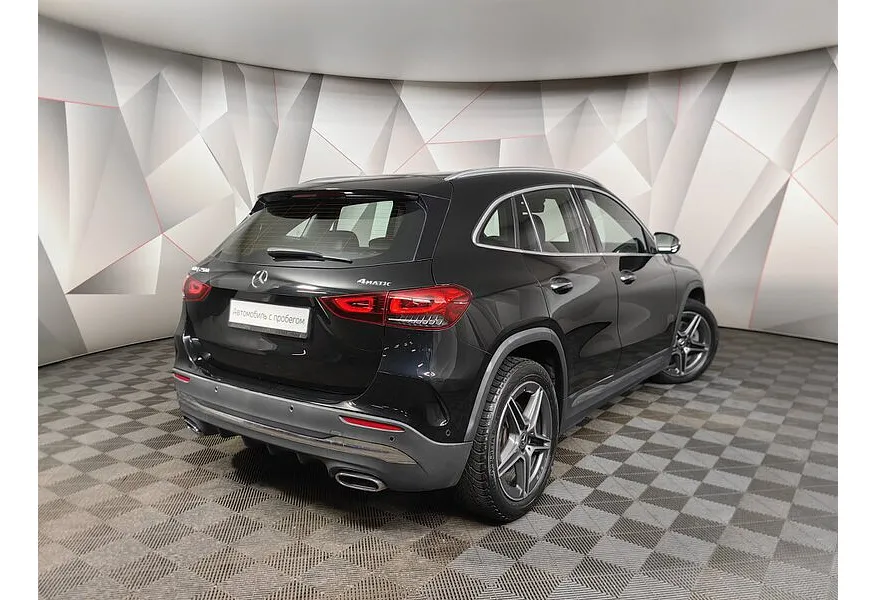 Mercedes-Benz GLA 250 8G-DCT 4MATIC (224 л.с.) Sport Черный в АВИЛОН. Слайд №2