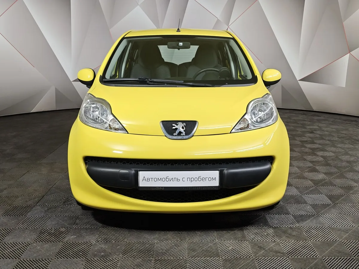 Peugeot 107 1.0 MT (68 л.с.) Active Желтый в АВИЛОН. Слайд №7