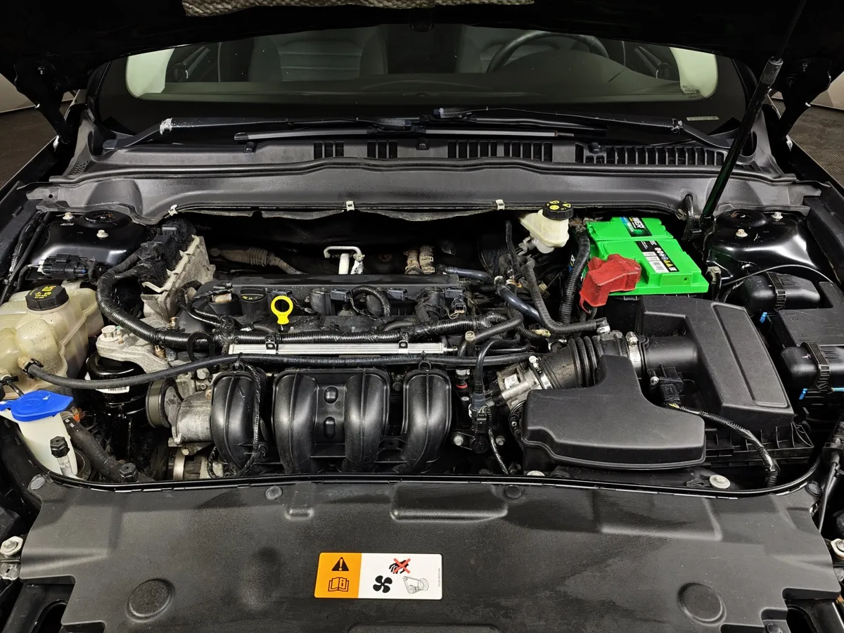 Ford Mondeo 2.5 AT (149 л.с.) Trend Черный в АВИЛОН. Слайд №11