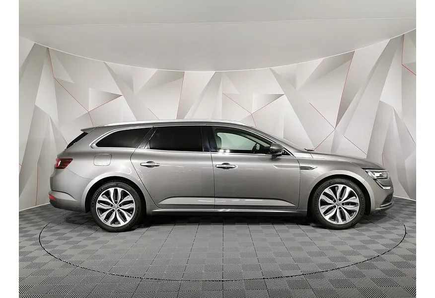 LIVE. Слайд №4