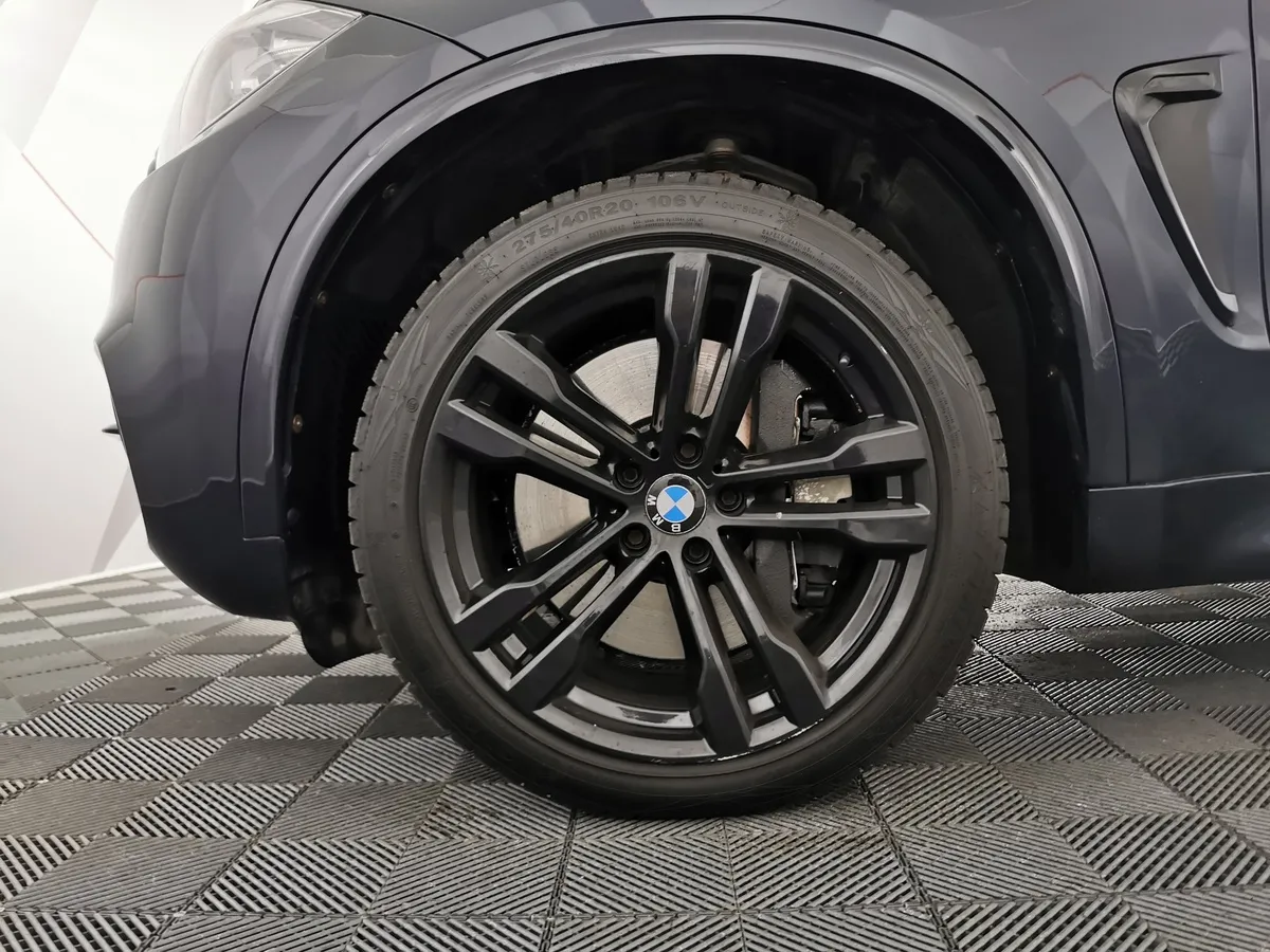 BMW X5 xDriveM50d Steptronic (381 л.с.) Синий в АВИЛОН. Слайд №7