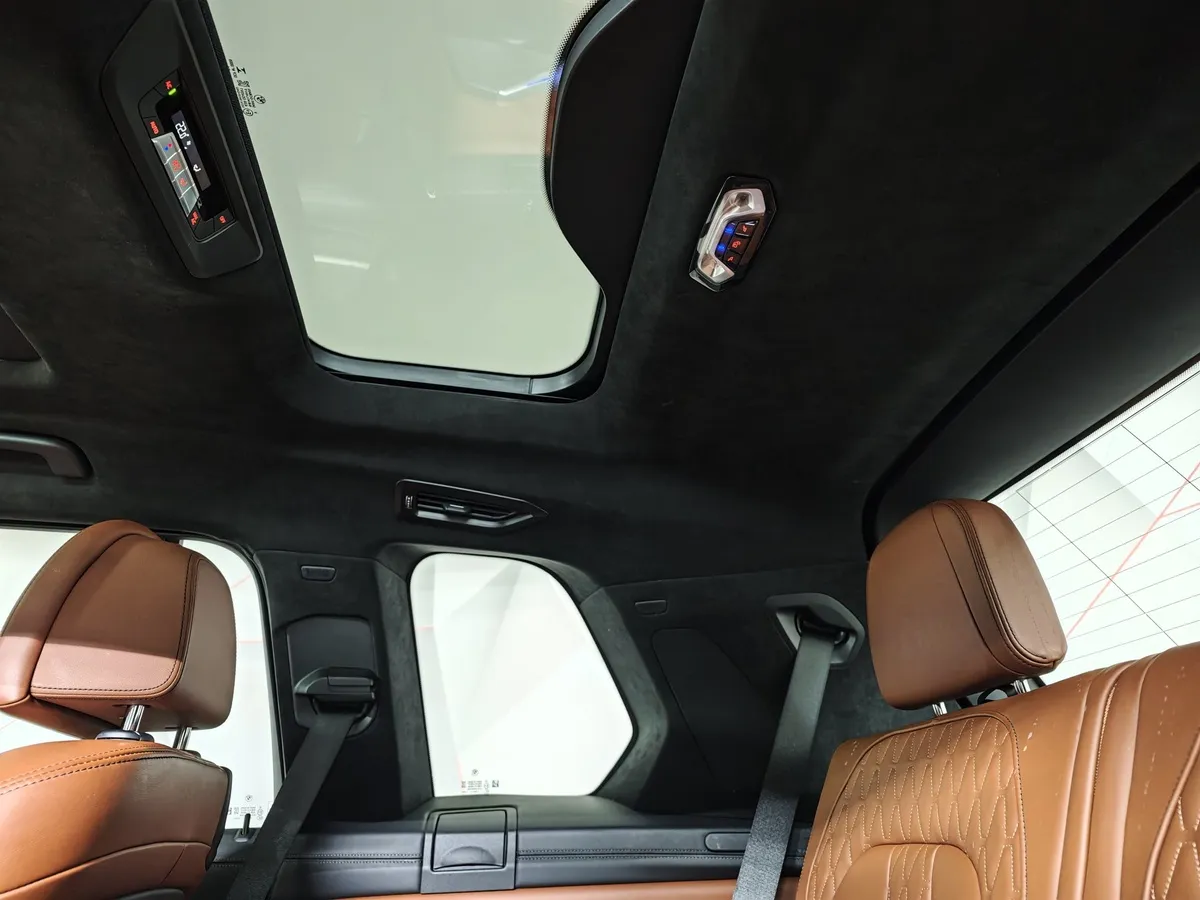 BMW X7 xDrive40i Steptronic (340 л.с.) в АВИЛОН. Слайд №22