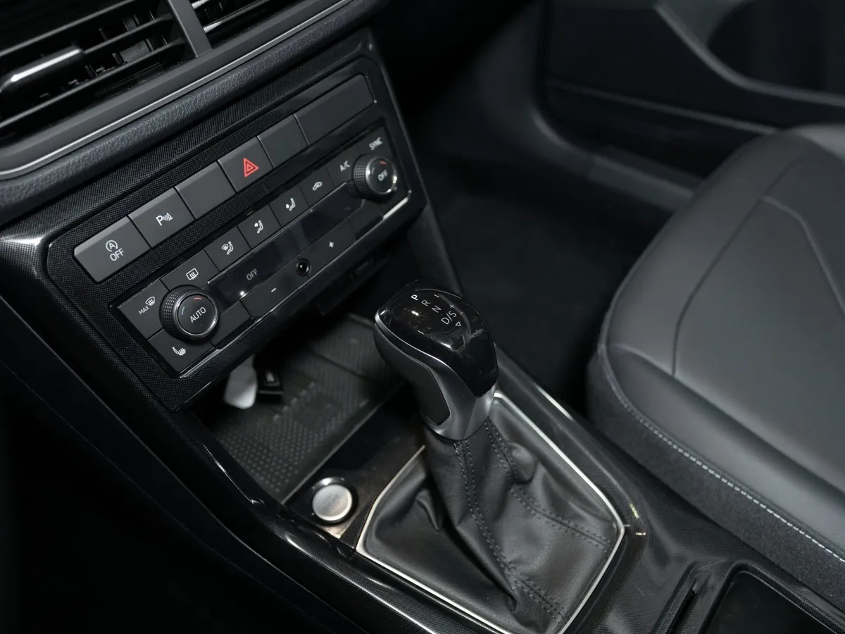 Volkswagen Tharu XR 300 TSI 1.5 DSG (160 л.с.) Белый в АВИЛОН. Слайд №15