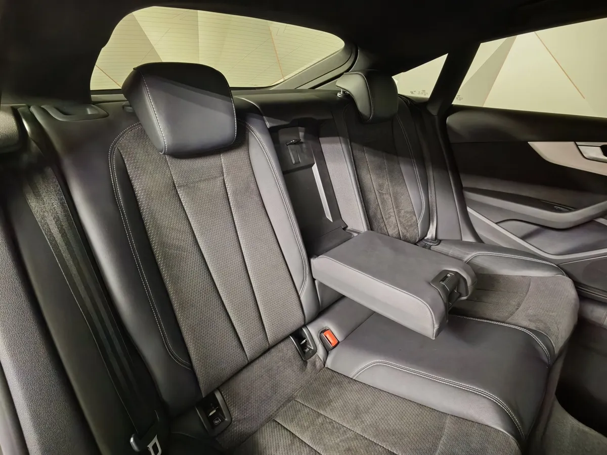 Audi A5 2.0 TDI S tronic quattro (190 л.с.) Черный в АВИЛОН. Слайд №17