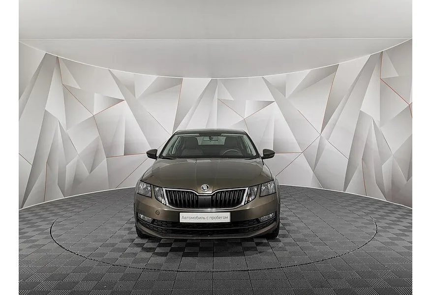 Skoda Octavia 1.6 AT (110 л.с.) Коричневый в АВИЛОН. Слайд №7