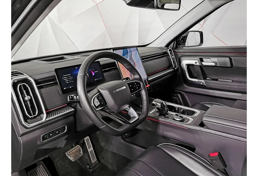 Jaecoo J7 1.6T 7DCT 2WD (186 л.с.) Ultimate Черный в АВИЛОН. Слайд №19