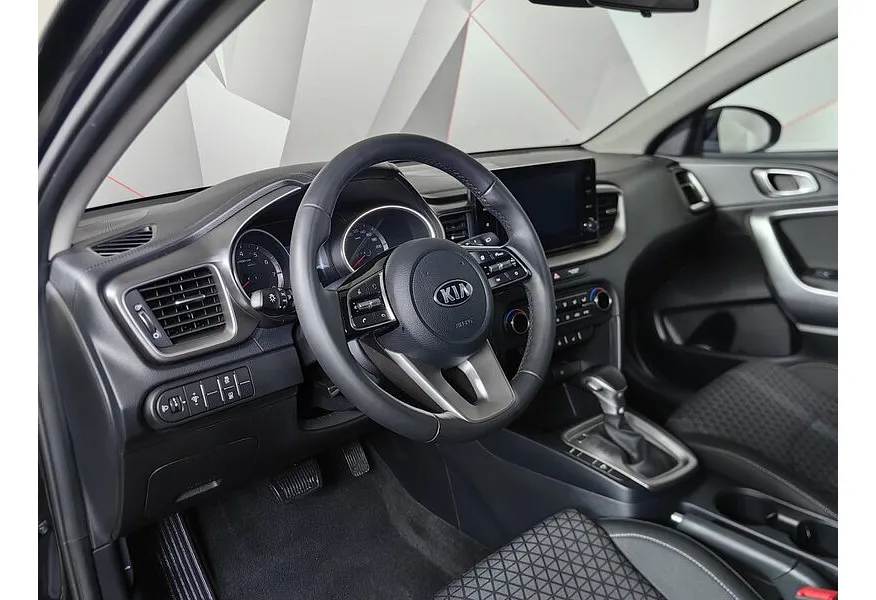Kia Ceed 1.6 MPI AT (128 л.с.) Comfort Черный в АВИЛОН. Слайд №11
