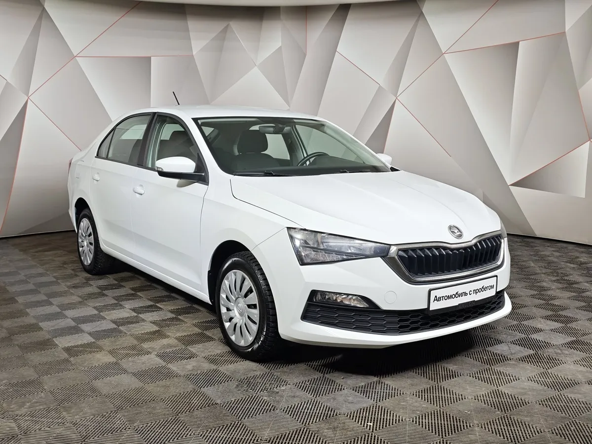 Skoda Rapid 1.6 AT (110 л.с.) Белый в АВИЛОН. Слайд №3