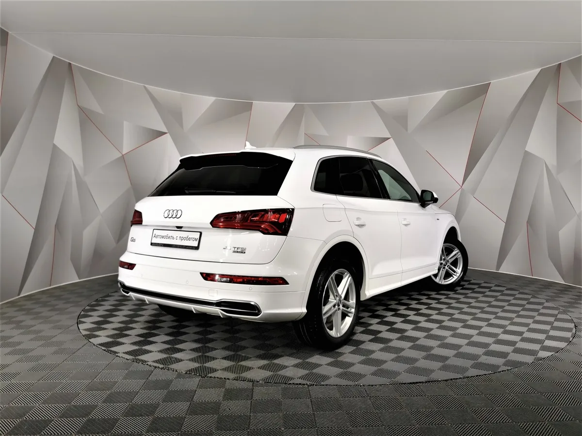 Audi Q5 2.0 TFSI S tronic quattro (249 л.с.) Sport Белый в АВИЛОН. Слайд №2