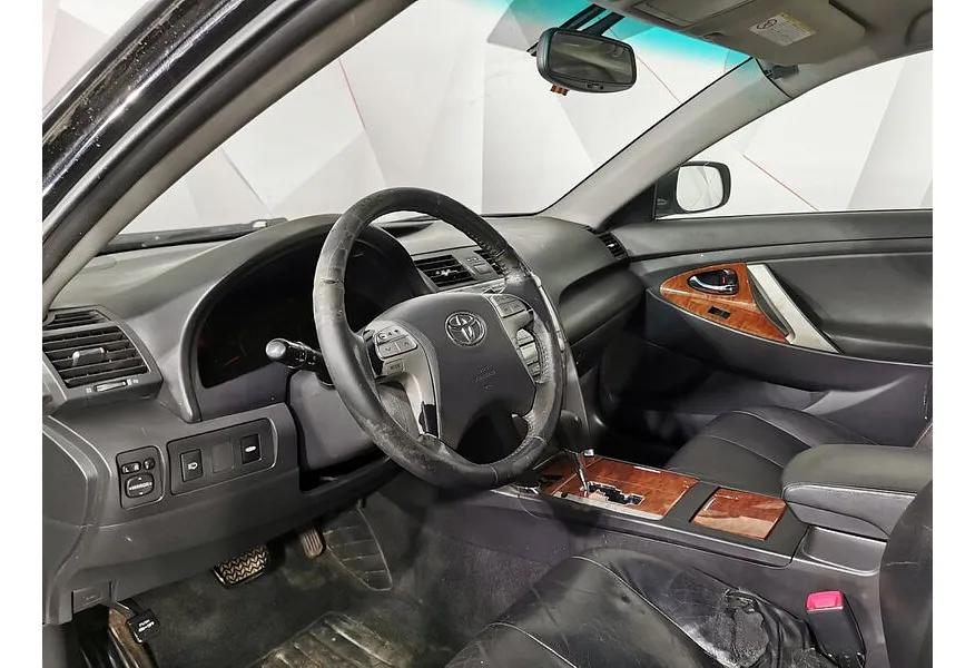 Toyota Camry 2.4 VVT-i AT (167 л.с.) Черный в АВИЛОН. Слайд №19