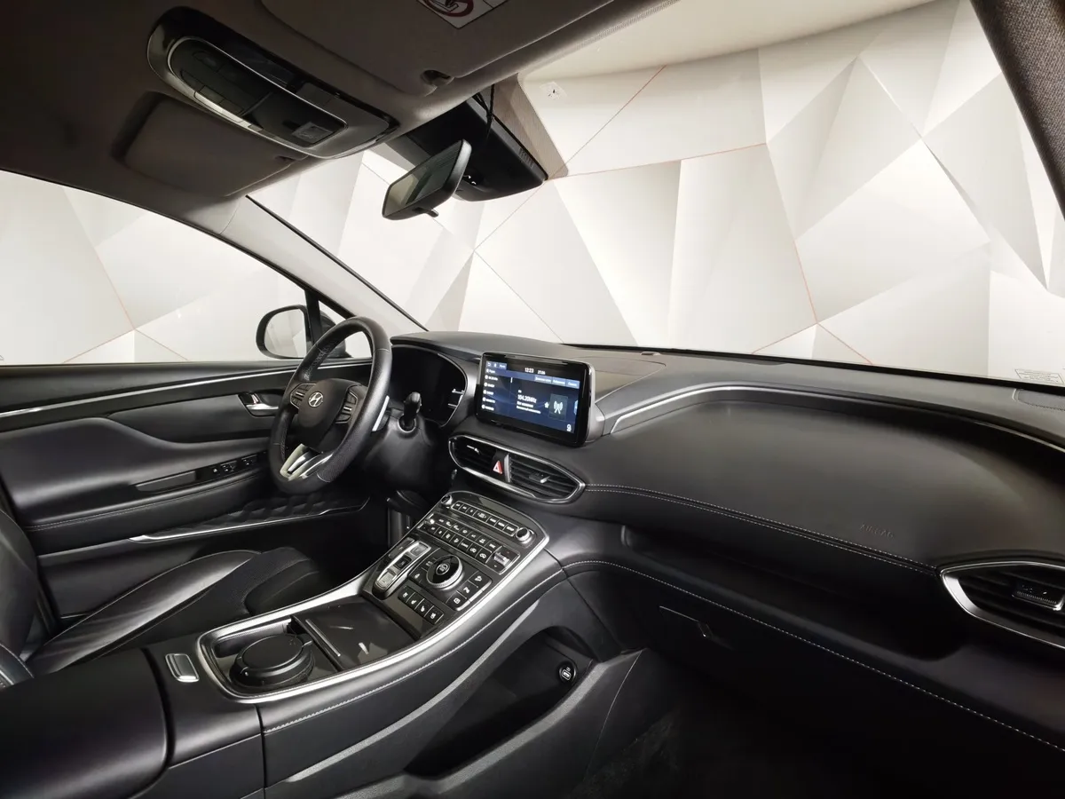 Hyundai Santa Fe 2.5 AWD 6AT (180 л.с.) High-Tech Серый в АВИЛОН. Слайд №13