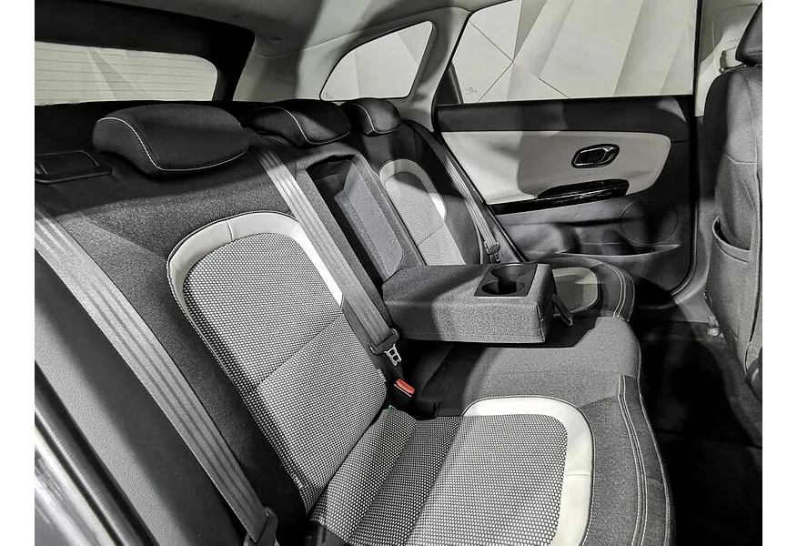 Kia Ceed 1.6 DCT (135 л.с.) Prestige Серый в АВИЛОН. Слайд №16