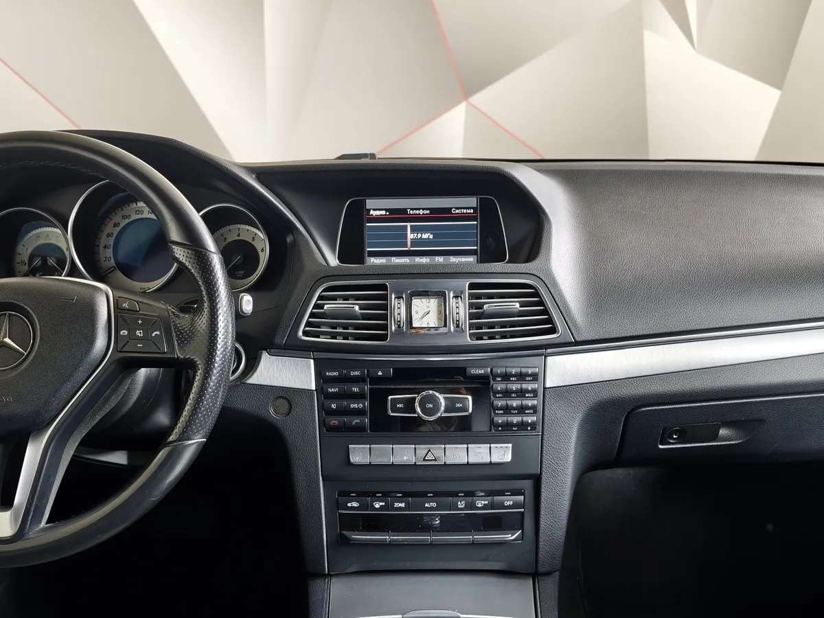 Mercedes-Benz E-Класс E 200 T BlueEfficiency 7G-Tronic Plus (184 л.с.) Белый в АВИЛОН. Слайд №15