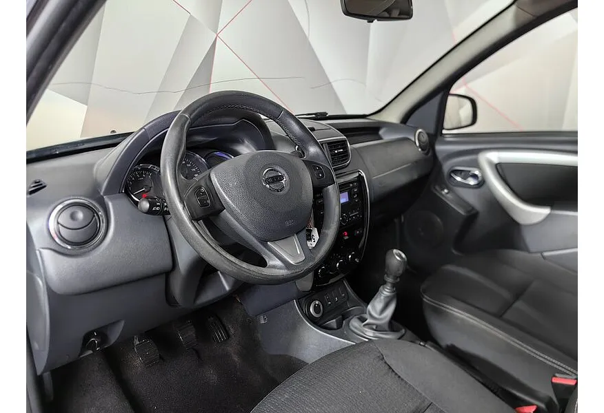Nissan Terrano 2.0 MT AWD (143 л.с.) Серый в АВИЛОН. Слайд №19