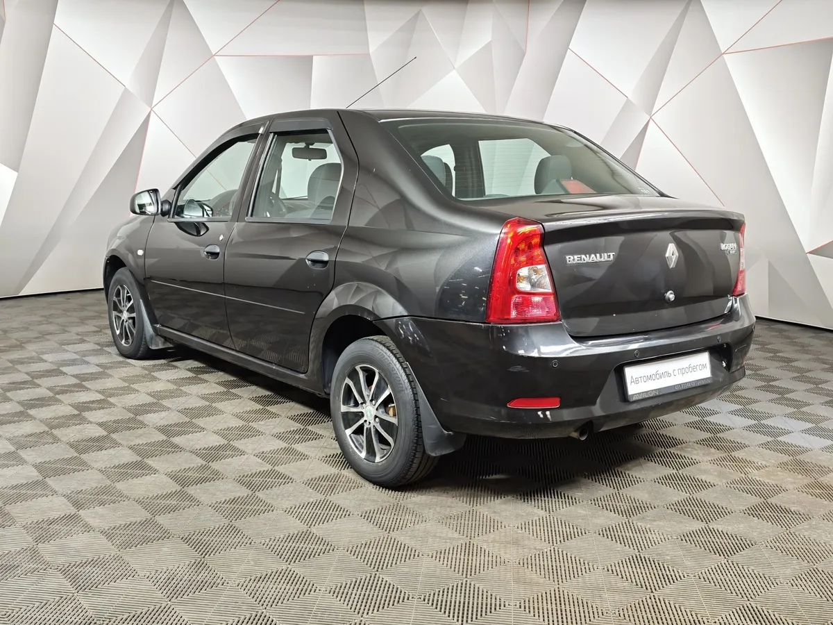 Renault Logan 1.6 AT (102 л.с.) Черный в АВИЛОН. Слайд №4