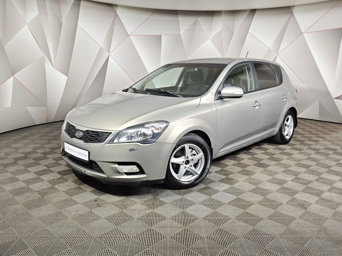 АВИЛОН - Kia Ceed 1.6 AT (122 л.с.) Серебристый - slide 10240342