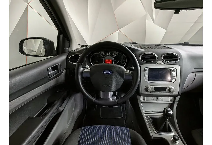 Ford Focus 1.8 MT (125 л.с.) Ghia Серый в АВИЛОН. Слайд №18