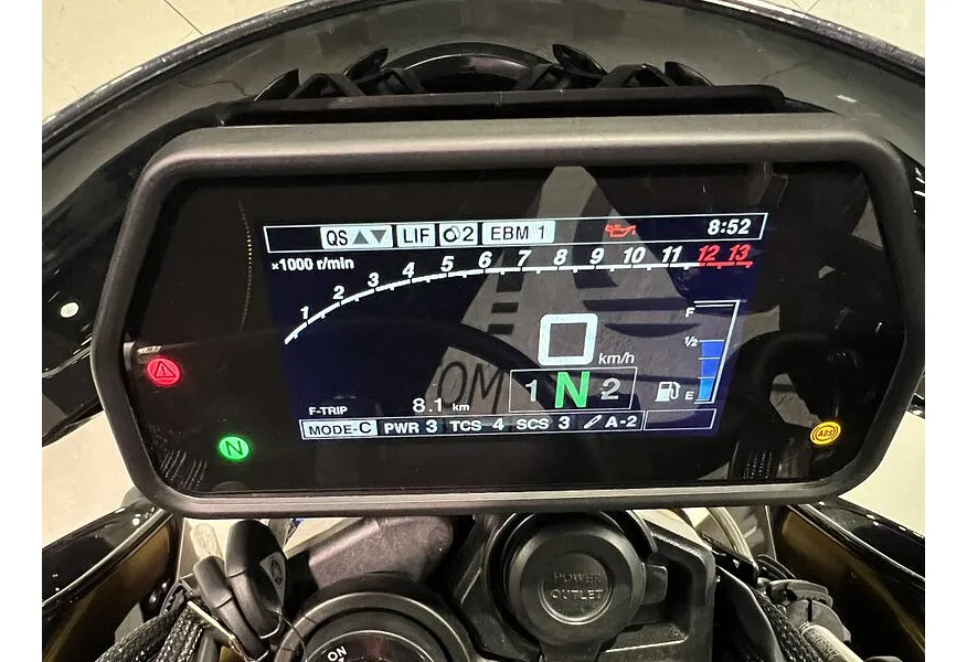 Yamaha MT-10 998 см³ (167 л.с.) (167) 998 Серый в АВИЛОН. Слайд №10