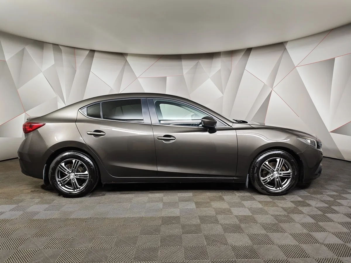 Mazda 3 1.6 AT (104 л.с.) Коричневый в АВИЛОН. Слайд №6