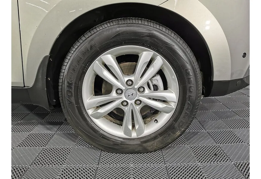 АВИЛОН - Hyundai ix35 2.0 CRDi AT 4WD (184 л.с.) Comfort Бежевый - slide 19