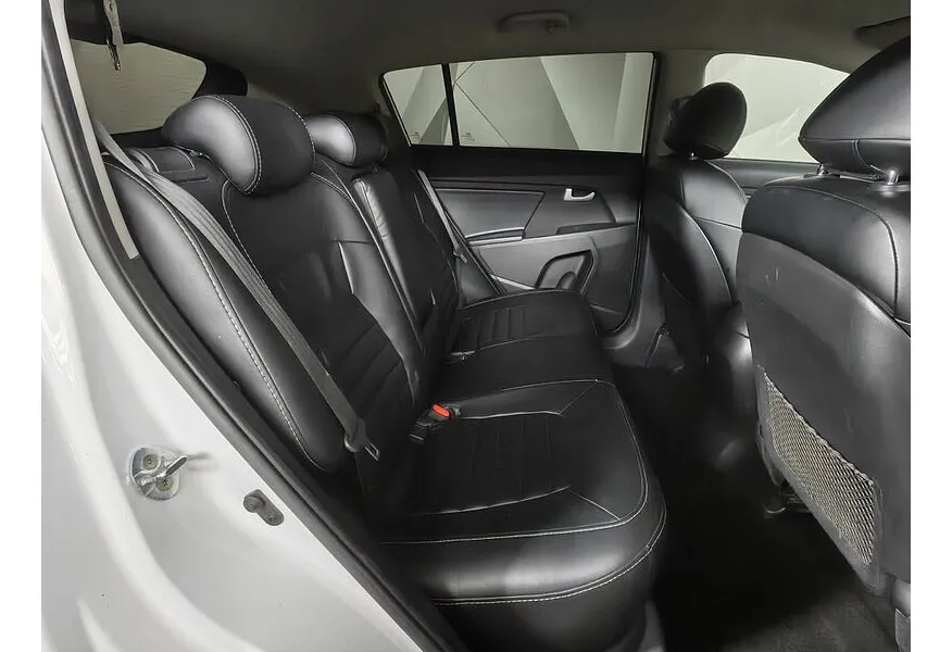 АВИЛОН - Kia Sportage 2.0 MT (150 л.с.) Белый - slide 9