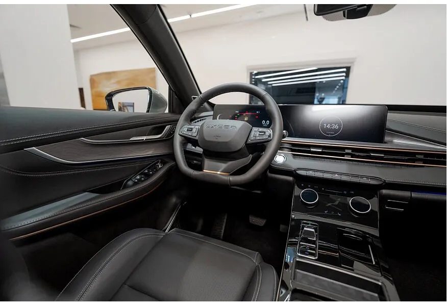 АВИЛОН - EXEED LX 1.6T 7DCT 4WD (150 л.с.) Premium Серебристый - slide 13