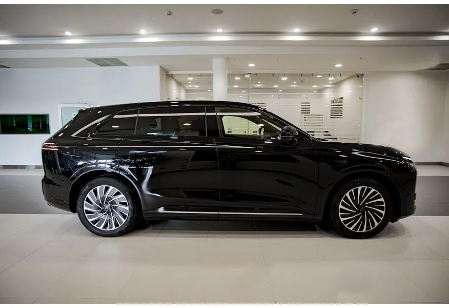 LIVE. Слайд №4