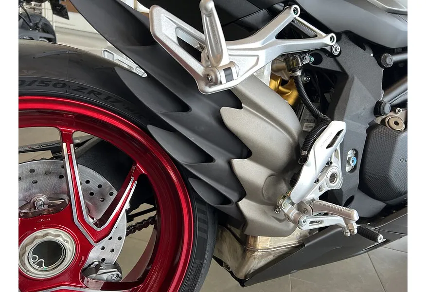 LIVE. Слайд №14