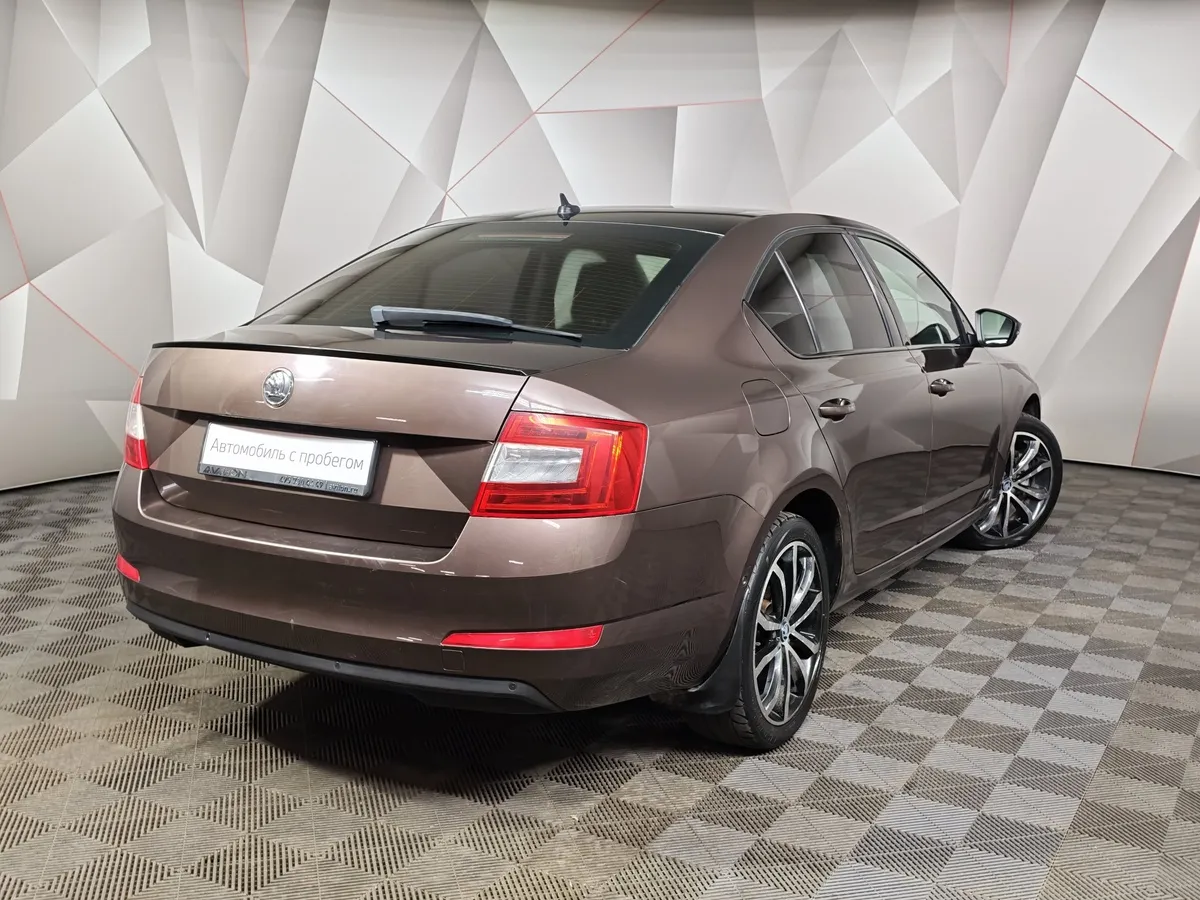 Skoda Octavia 1.8 TSI DSG (180 л.с.) Коричневый в АВИЛОН. Слайд №2