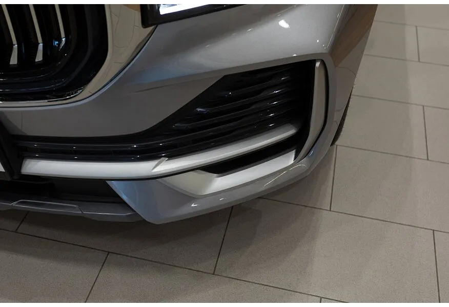 Geely Monjaro 2.0T 8AT 4WD (238 л.с.) Flagship Серебристый в АВИЛОН. Слайд №22