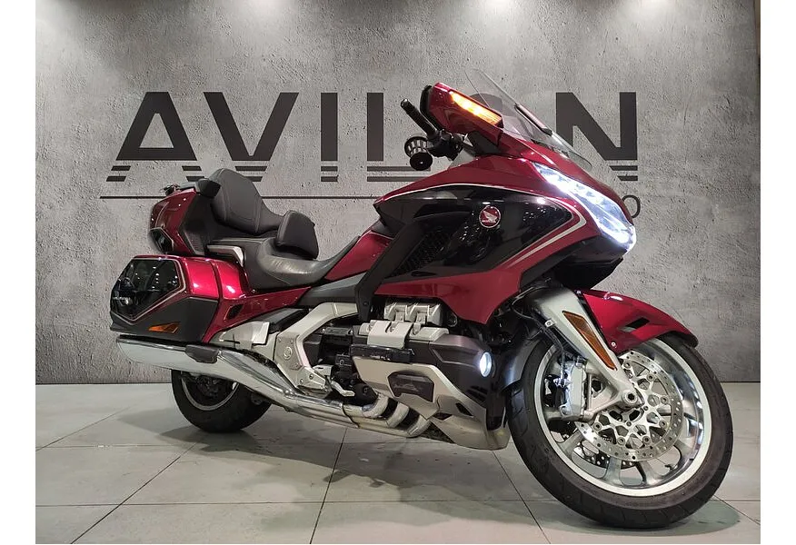 Honda GL1800 1833 см³ (126 л.с.) 1833 Красный в АВИЛОН. Слайд №2