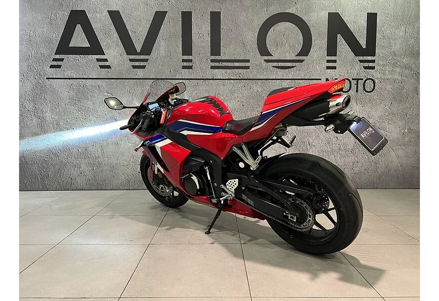 АВИЛОН - Honda CBR600 599 см³ (121 л.с.) (121) 599 Белый - slide 6