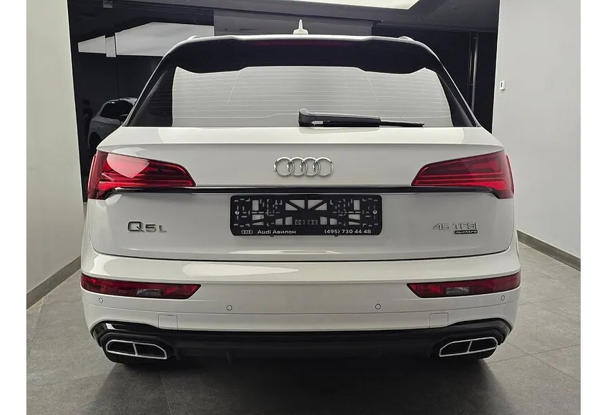 Audi Q5 L 2.0 TFSI S tronic quattro (245 л.с.) Luxury Dynamic Белый в АВИЛОН. Слайд №4