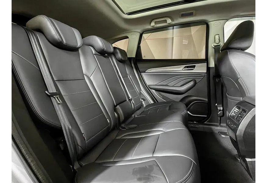 Haval F7 2.0T AWD 7DCT (190 л.с.) Tech Plus Серый в АВИЛОН. Слайд №16