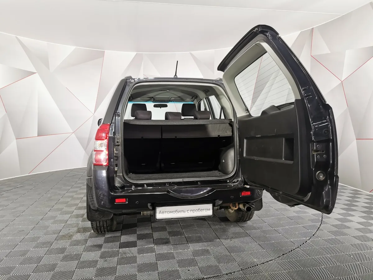 Suzuki Grand Vitara 2.4 AT (169 л.с.) Черный в АВИЛОН. Слайд №10