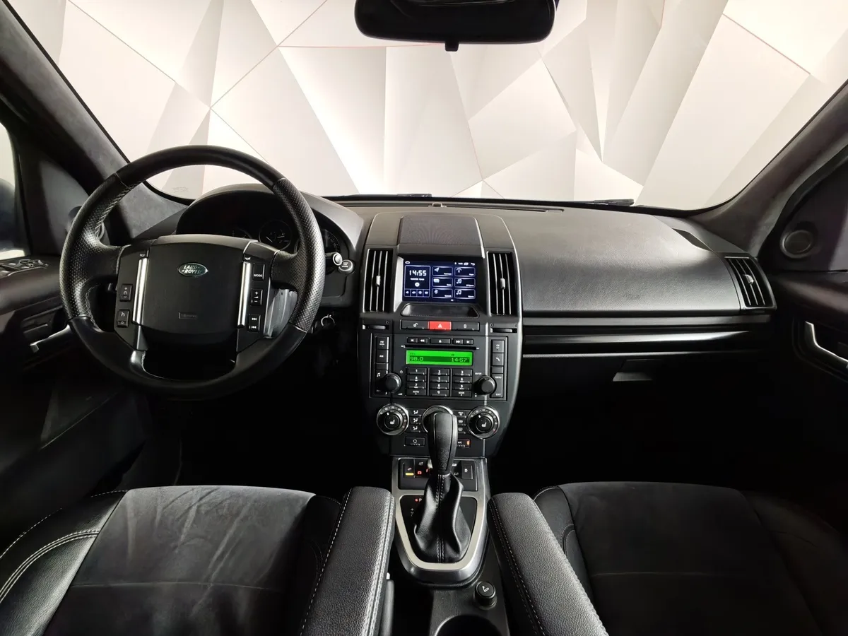Land Rover Freelander 2.2 SD4 AT 4WD (190 л.с.) HSE Черный в АВИЛОН. Слайд №13