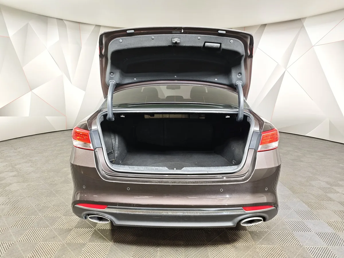 Kia Optima 2.4 GDI AT (188 л.с.) Luxe Коричневый в АВИЛОН. Слайд №10 Kia Optima 2.4 GDI AT (188 л.с.) Luxe Коричневый в АВИЛОН. Слайд №10