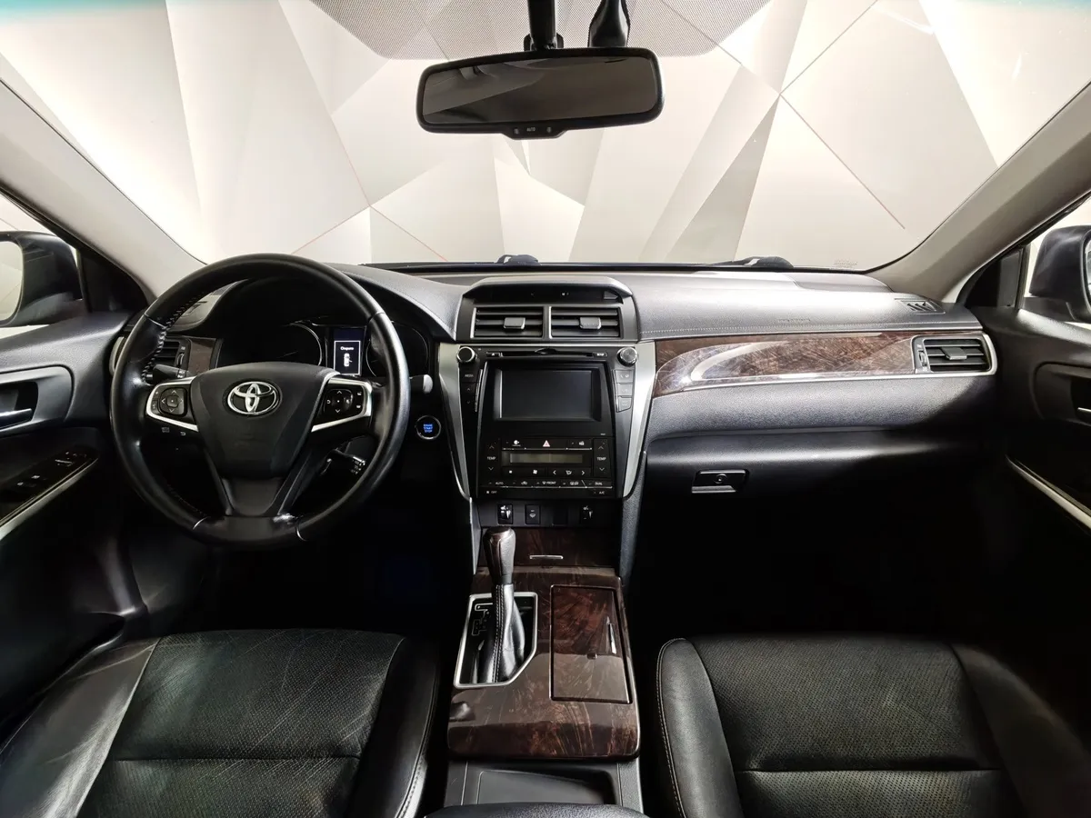 Toyota Camry 2.5 AT (181 л.с.) Черный в АВИЛОН. Слайд №14