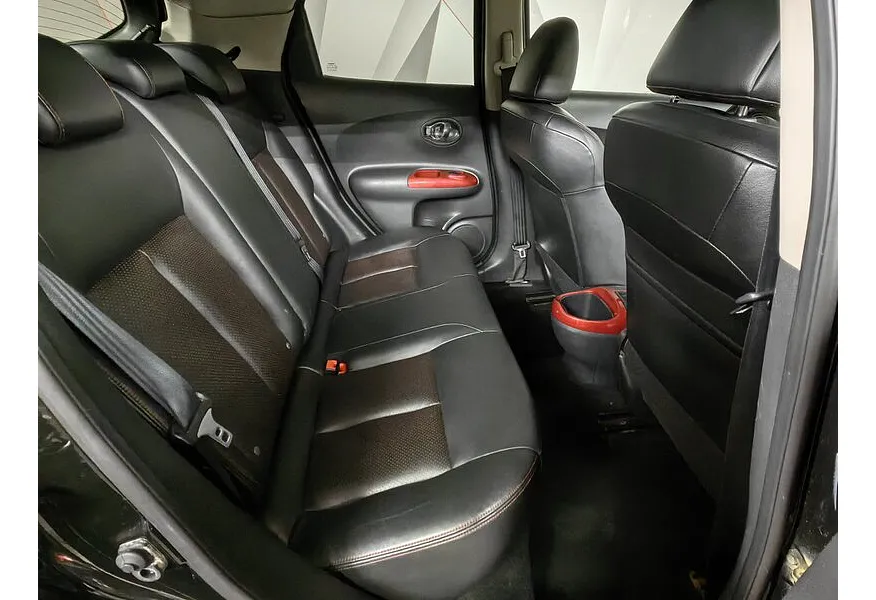 Nissan Juke 1.6 CVT (117 л.с.) Черный в АВИЛОН. Слайд №16