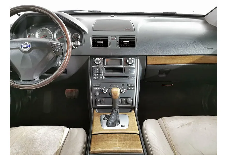 Volvo XC90 2.5 T5 Geartronic AWD (5 мест) (210 л.с.) Черный в АВИЛОН. Слайд №15