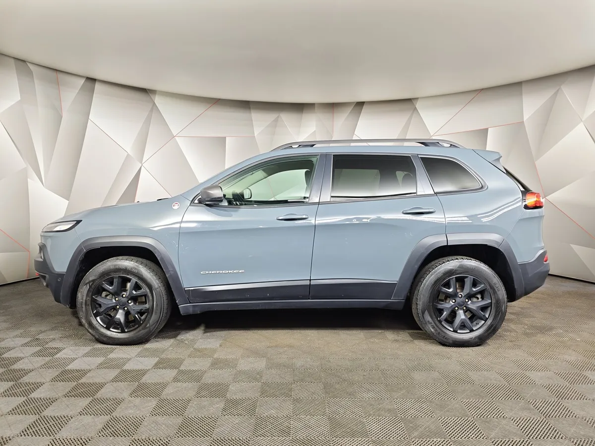 Jeep Cherokee 2.4 Tigershark Multiair AT AWD (177 л.с.) Sport Зеленый в АВИЛОН. Слайд №5