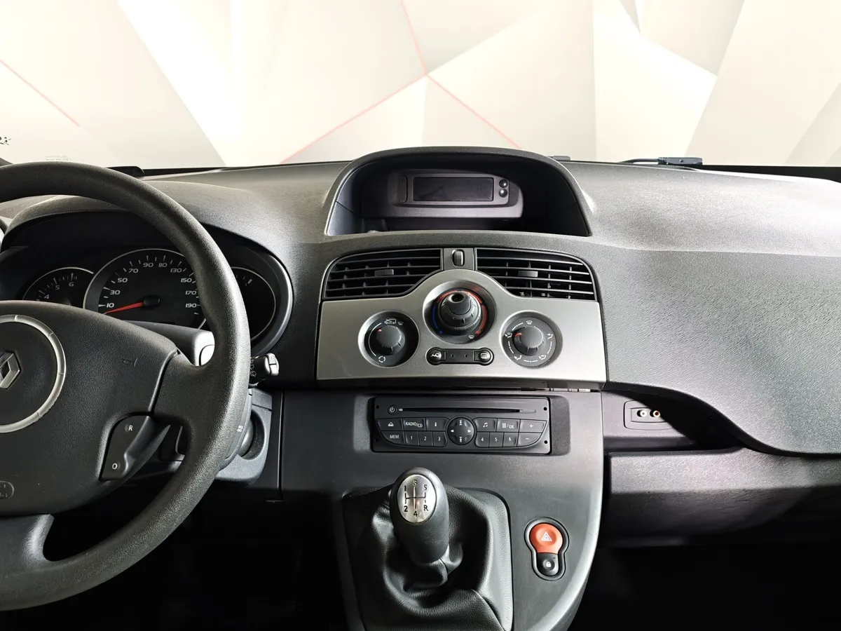Renault Kangoo 1.6 MT (84 л.с.) Expression Белый в АВИЛОН. Слайд №15
