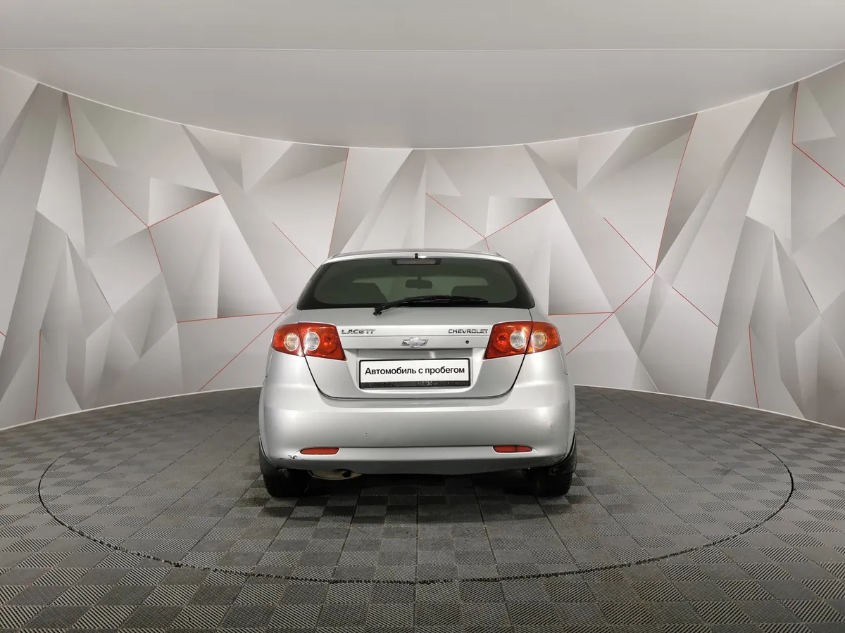 Chevrolet Lacetti 1.6 MT (109 л.с.) Platinum Серебристый в АВИЛОН. Слайд №8