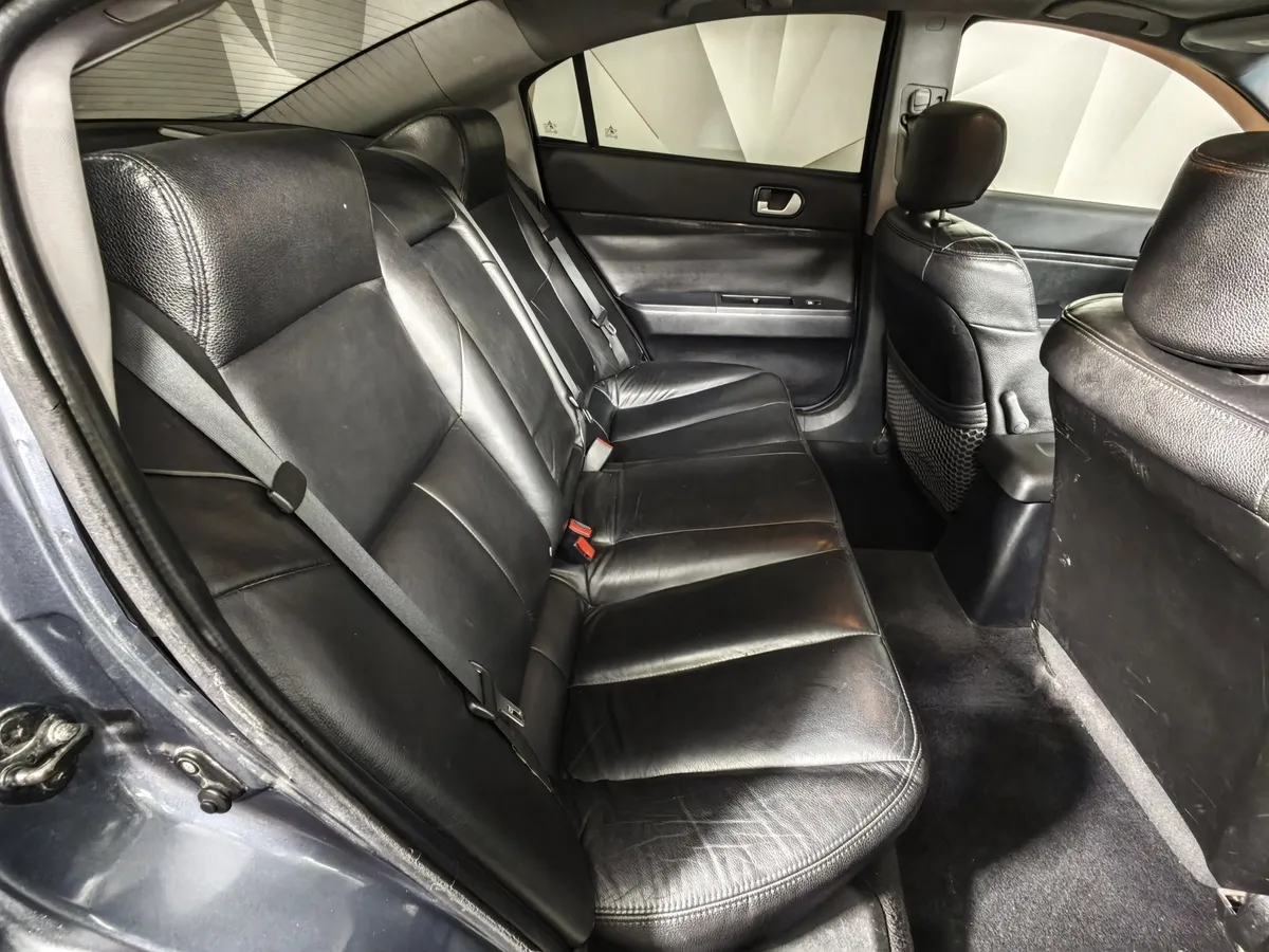 Mitsubishi Galant 2.4 AT (160 л.с.) Голубой в АВИЛОН. Слайд №15